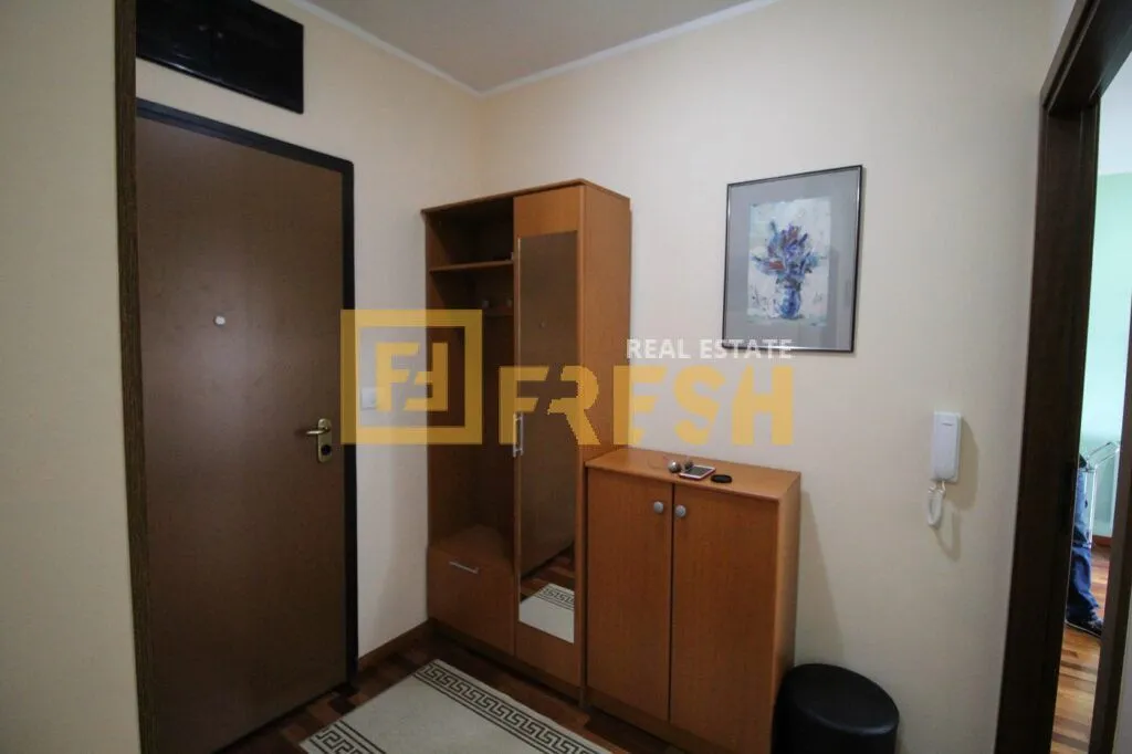 Rent, two bedroom apartment, 74m², City Kvart, Podgorica