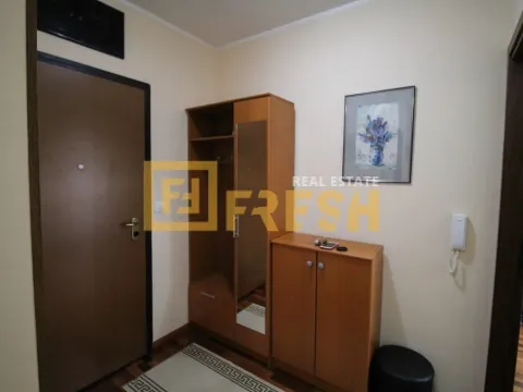 Rent, two bedroom apartment, 74m², City Kvart, Podgorica - image 8