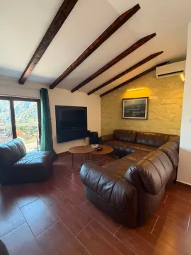 Rent, two bedroom apartment, 96m², Škaljari, Kotor - image 1