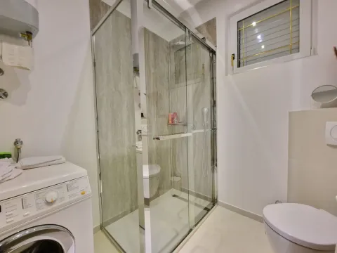 Prodaja, kuća, 250m², Budva, Crna Gora - image 12