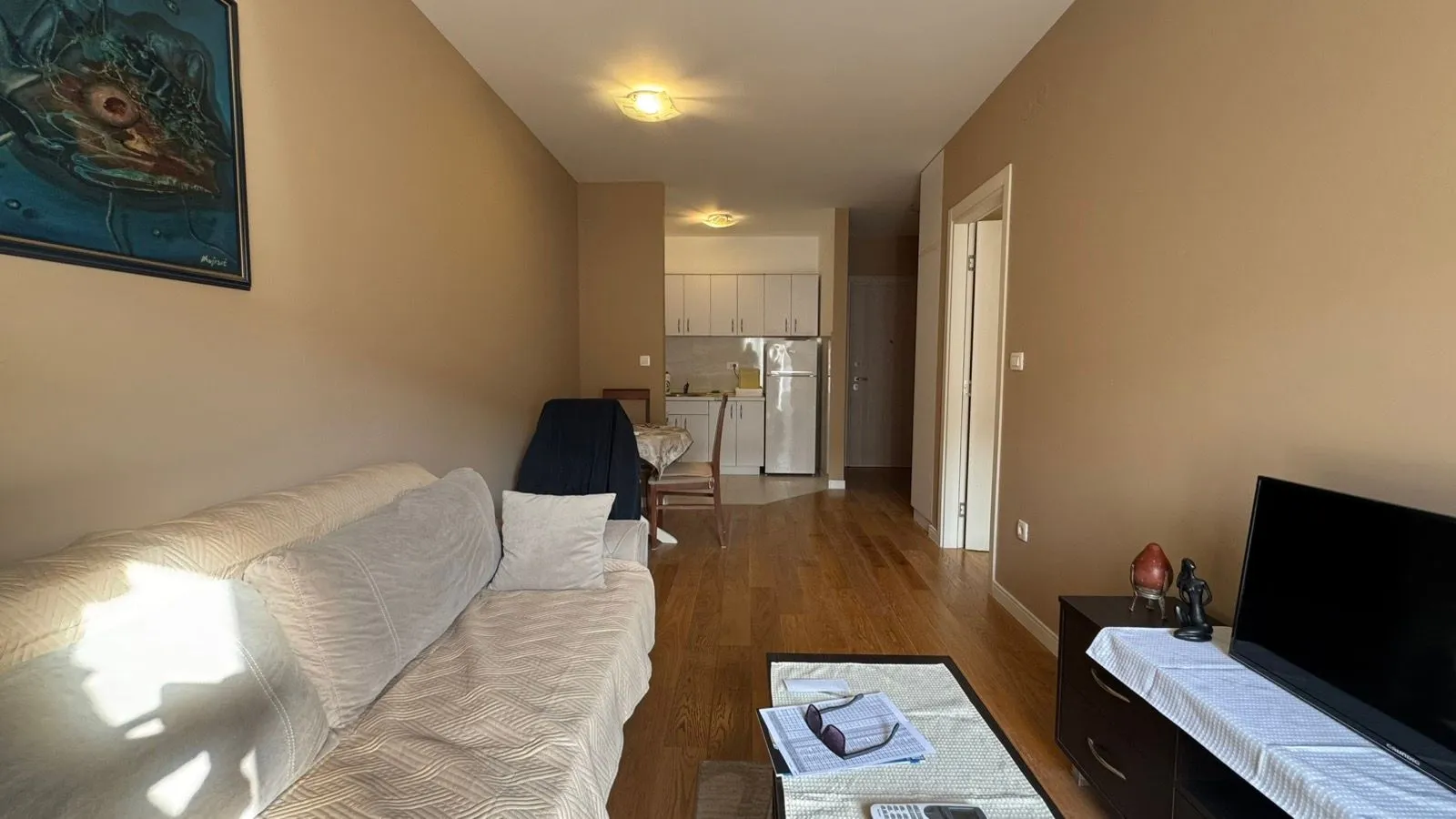 Izdavanje, jednosoban stan, 40m², Central Point, Podgorica