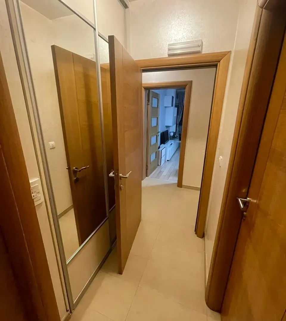 Izdavanje, dvosoban stan, 70m², Zagorič, Podgorica