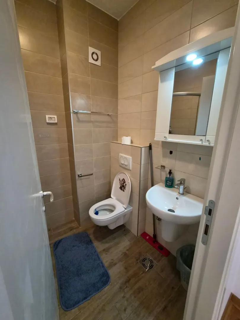 Izdavanje, jednosoban stan, 45m², City Kej, Podgorica