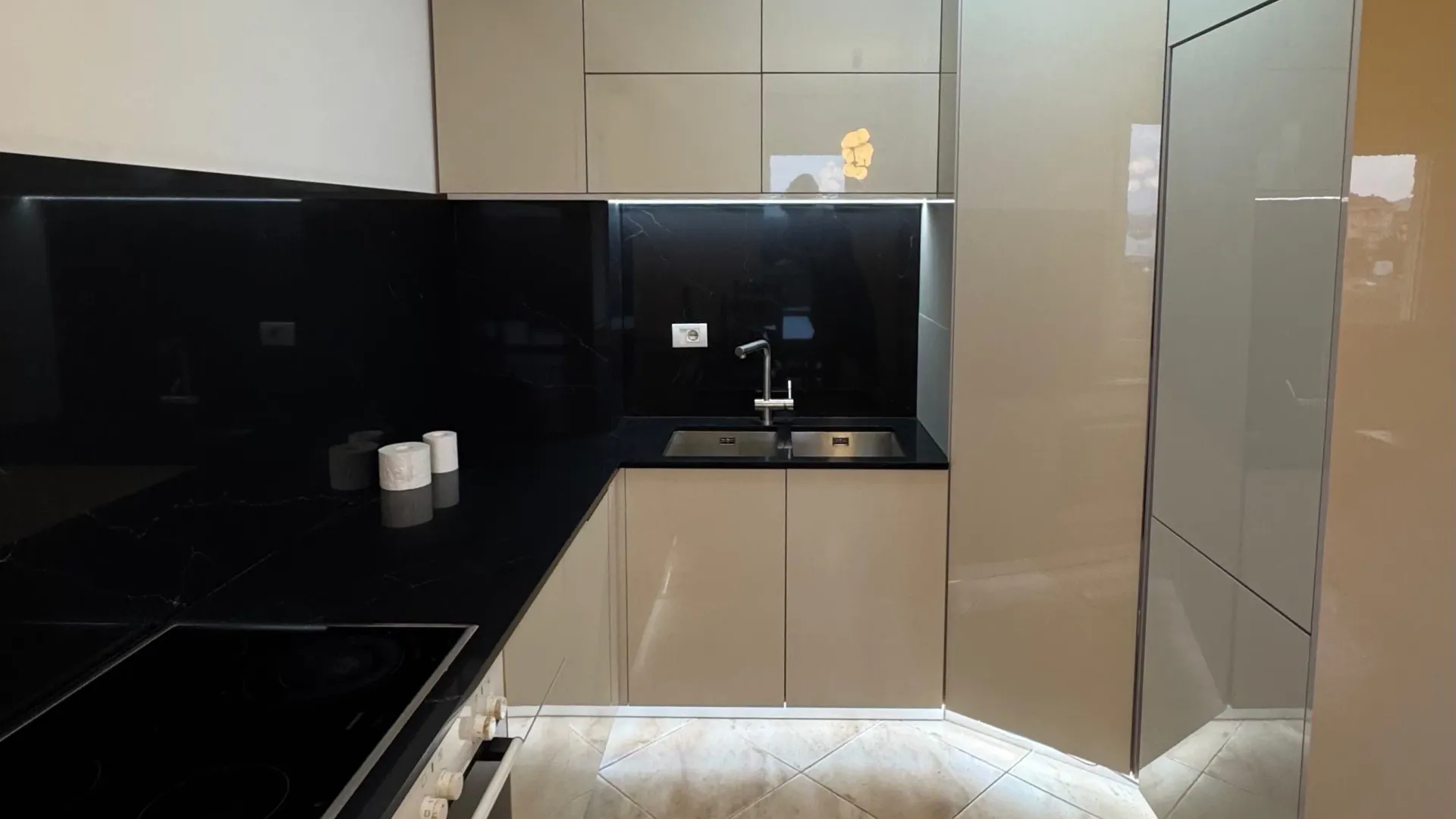 Rent, three bedroom apartment, 92m², Krivi Most, Podgorica