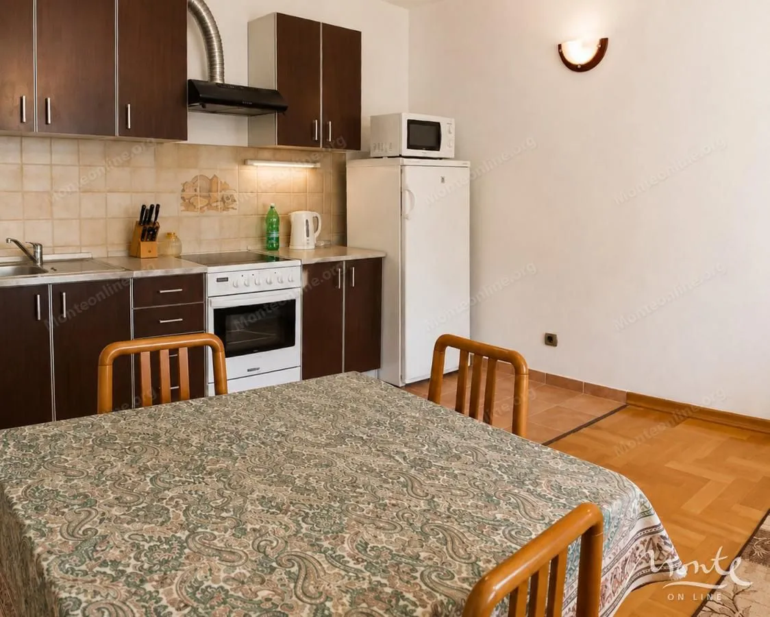 Sale, one bedroom apartment, 54m², Petrovac, Budva