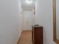 Rent, studio apartment, 50m², Pobrežje, Podgorica - image 8