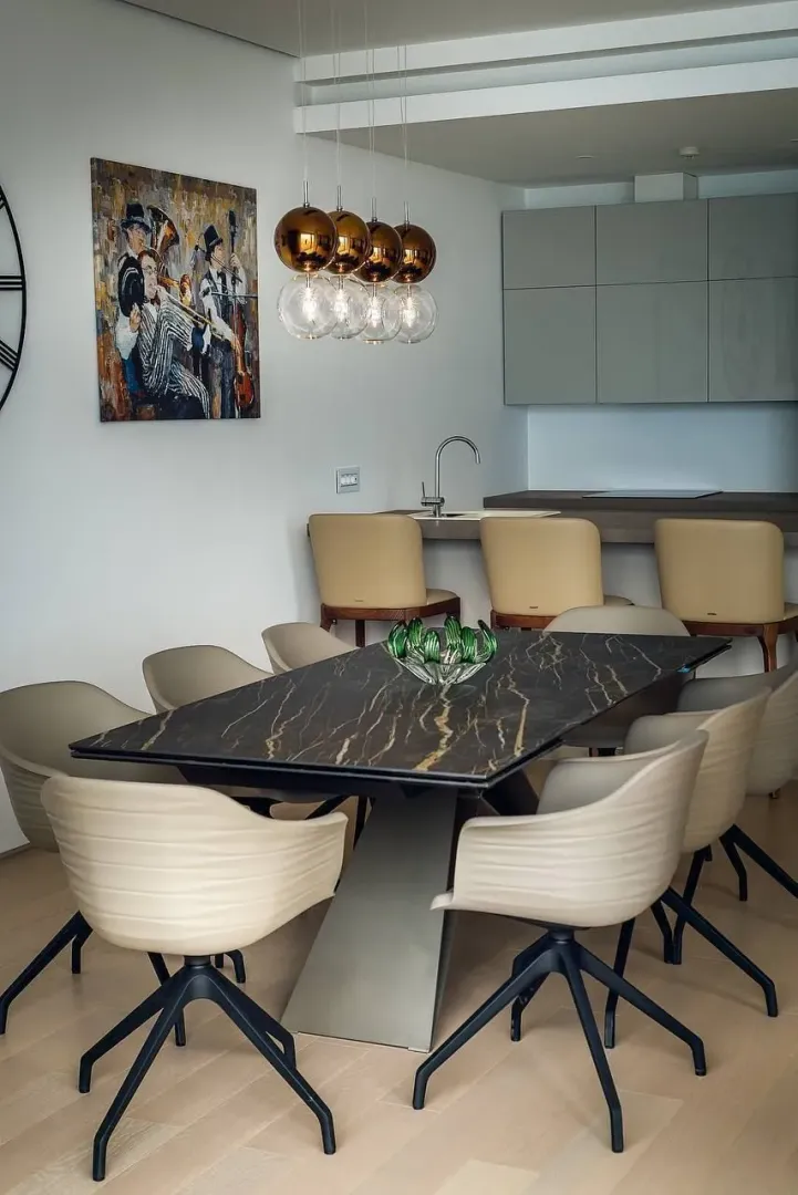 Rent, two bedroom apartment, 198m², Dukley Gardens, Budva