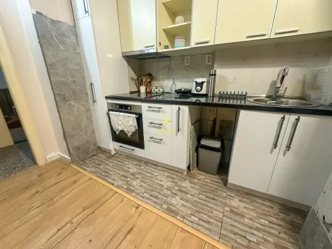 Rent, house, 80m², Pobrežje, Podgorica - image 9