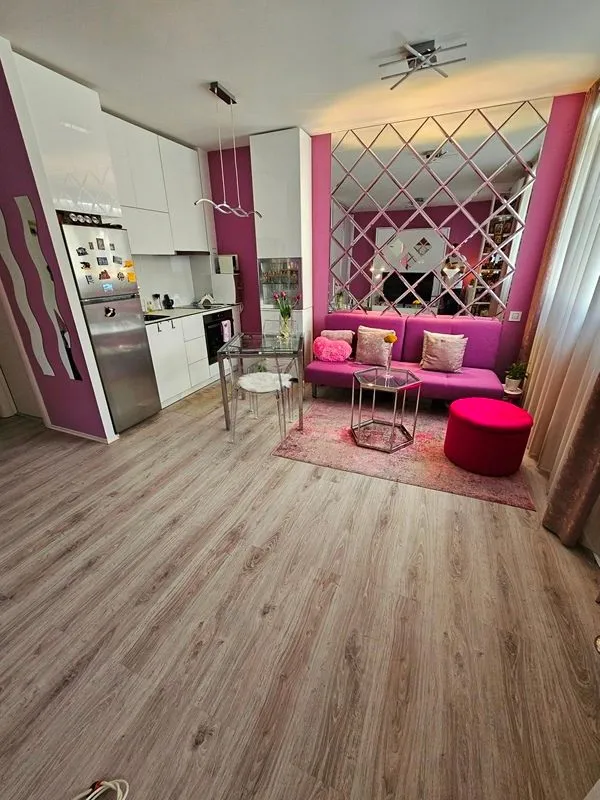 Prodaja, garsonjera, 26m², Stari Grad, Beograd