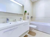 Prodaja, trosoban stan, 127m², Petrovac, Budva - image 7