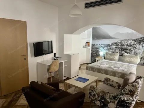 Prodaja, poslovni prostor, 320m², Kotor, Crna Gora - image 14