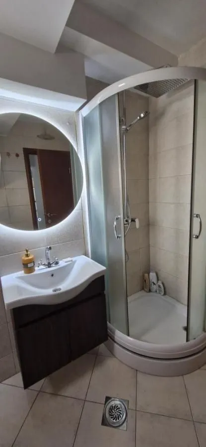 Rent, two bedroom apartment, 80m², Tivat, Crna Gora