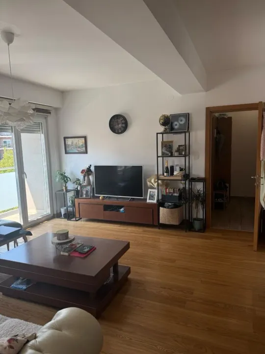 Prodaja, jednosoban stan, 49m², Ljubović, Podgorica