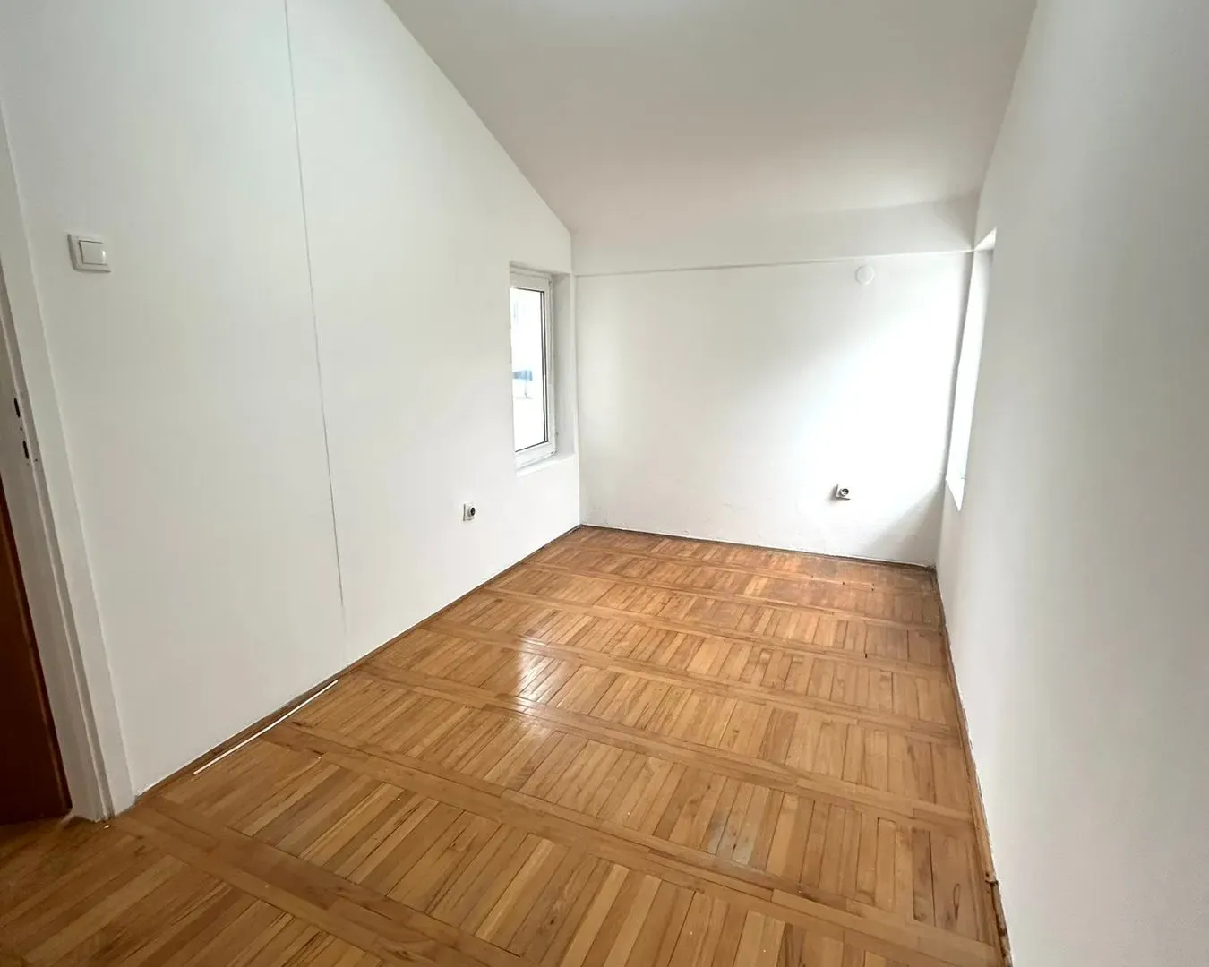 Prodaja, jednosoban stan, 55m², Stari Aerodrom, Podgorica