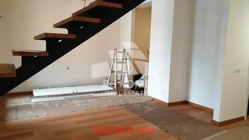 Prodaja, četvorosoban stan, 144m², Vračar Hram, Vračar Sve Podlokacije