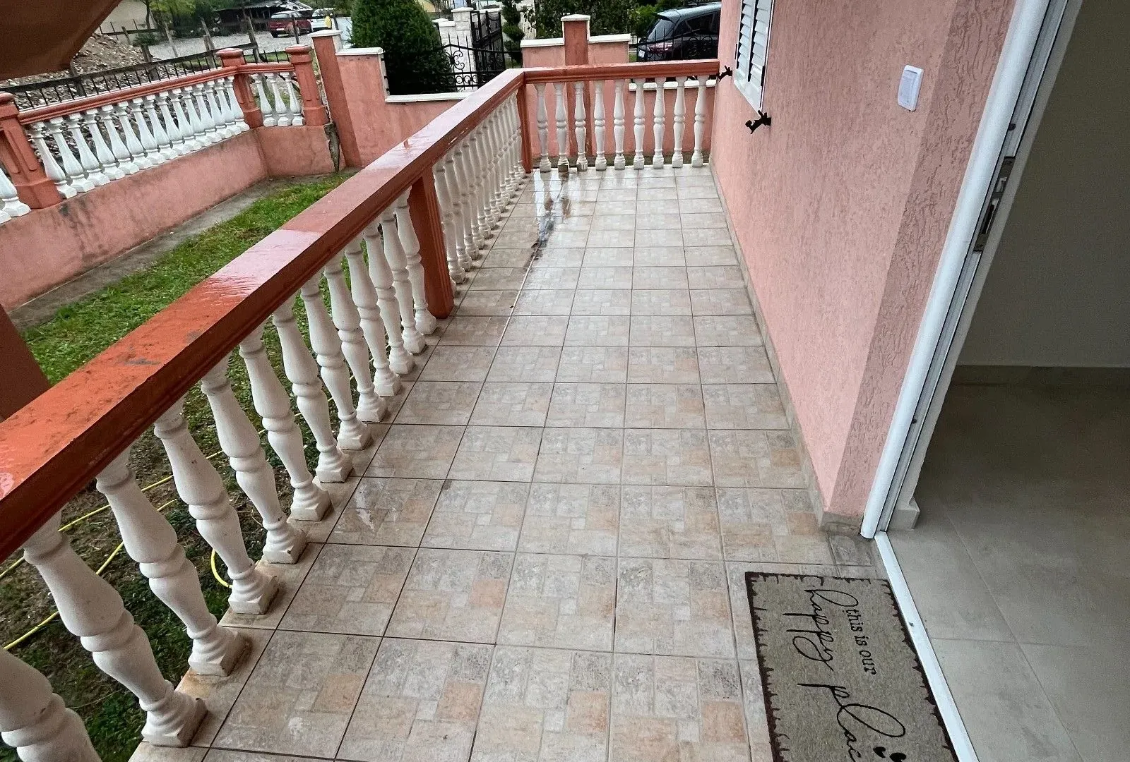 Sale, house, 761m², Tološi, Podgorica