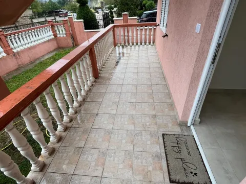 Sale, house, 761m², Tološi, Podgorica - image 20