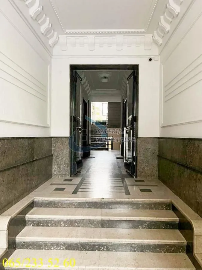 Prodaja, trosoban stan, 77m², Stari Grad, Beograd