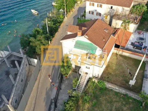 Prodaja, kuća, 150m², Kotor, Crna Gora - image 3
