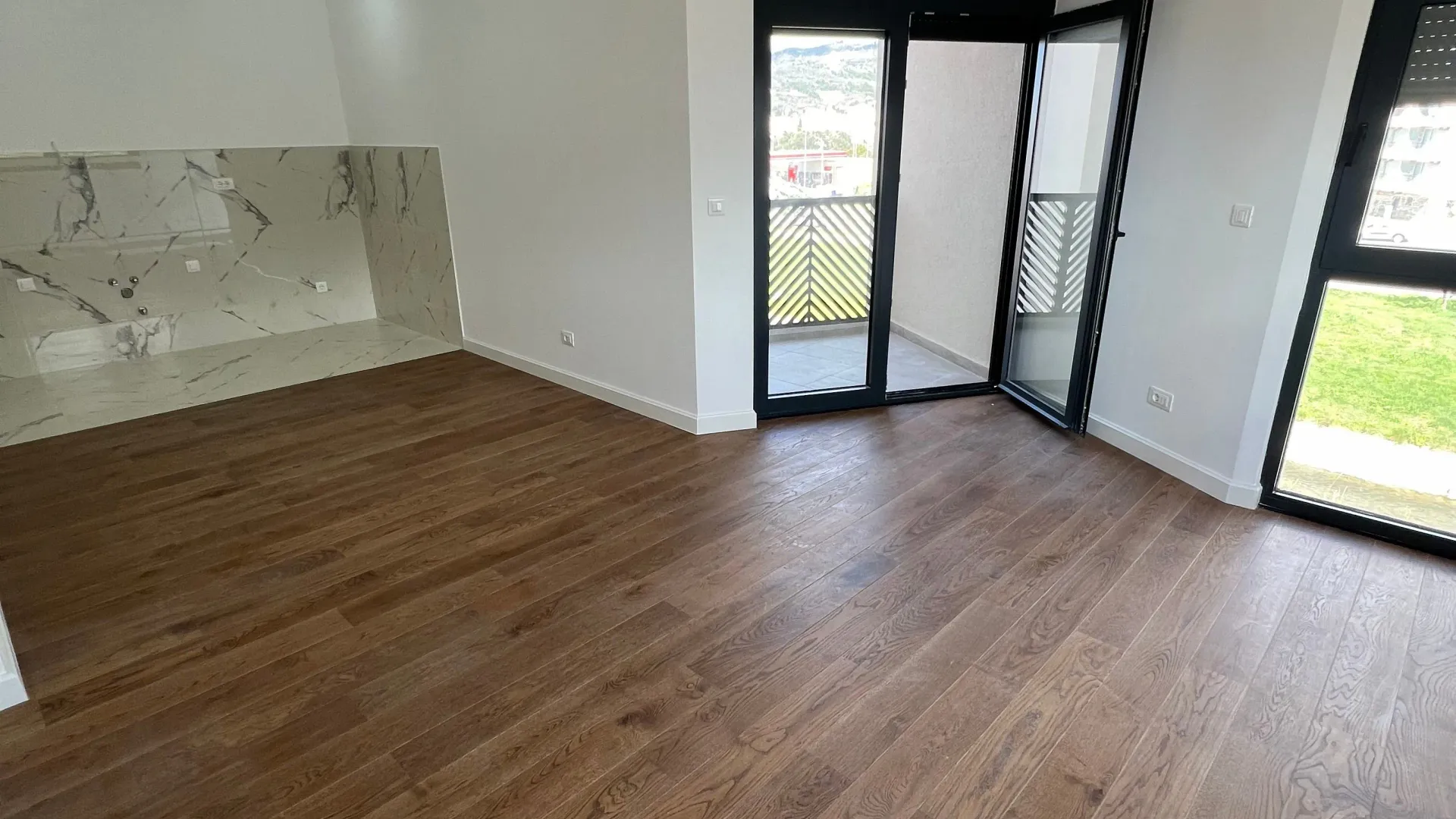 Sale, two bedroom apartment, 64m², Centar, Bar
