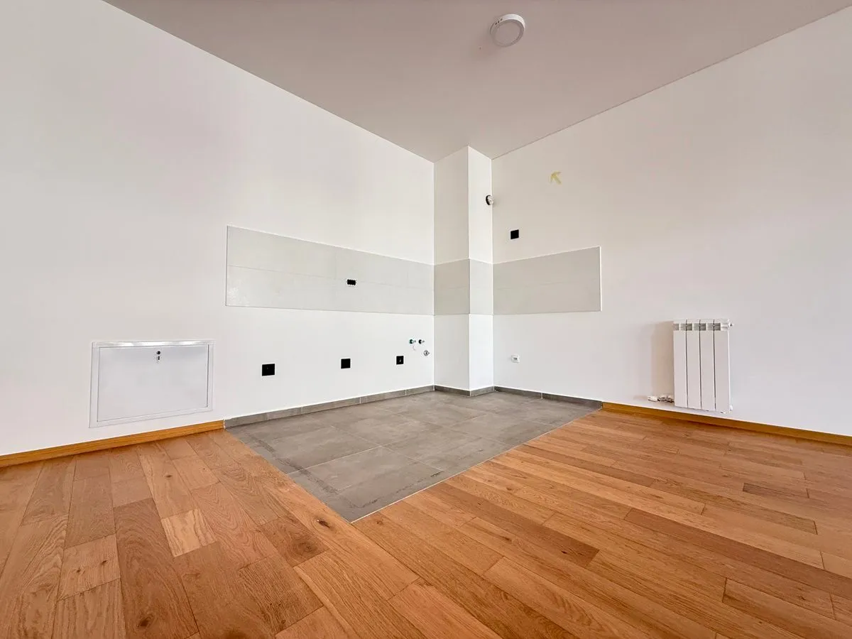 Prodaja, dvosoban stan, 88m², Hala Pionir, Palilula Sve Podlokacije