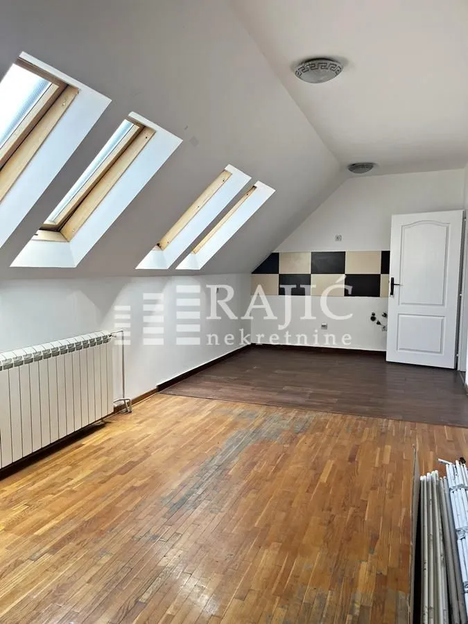 Rent, office space, 116m², Slavija, Vračar Sve Podlokacije