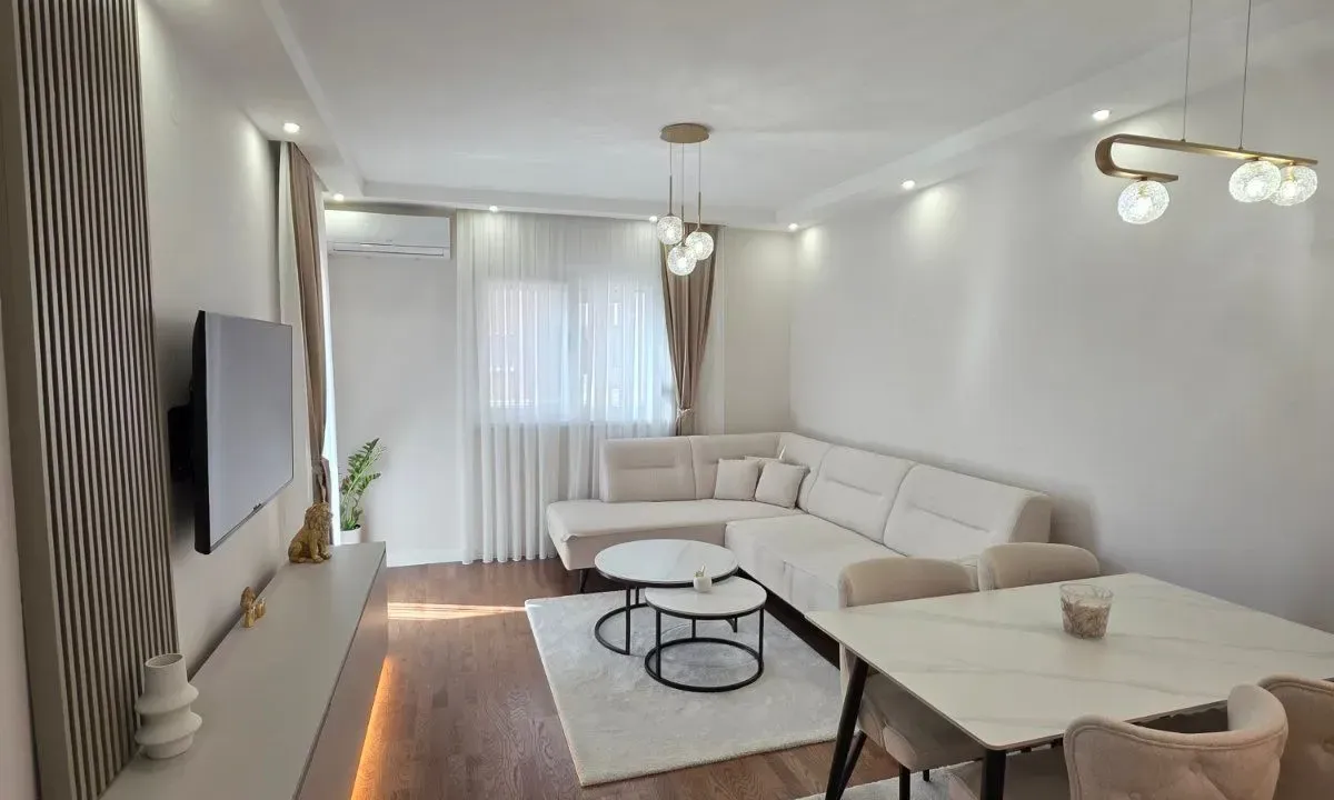 Prodaja, jednosoban stan, 46m², Stari Aerodrom, Podgorica