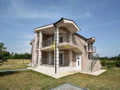 Rent, three bedroom apartment, 120m², Donja Gorica, Podgorica - image 2