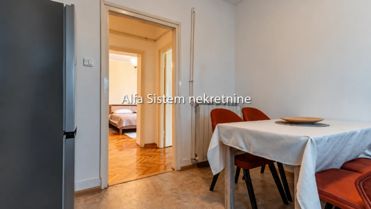Izdavanje, dvosoban stan, 65m², Savski Venac, Beograd
