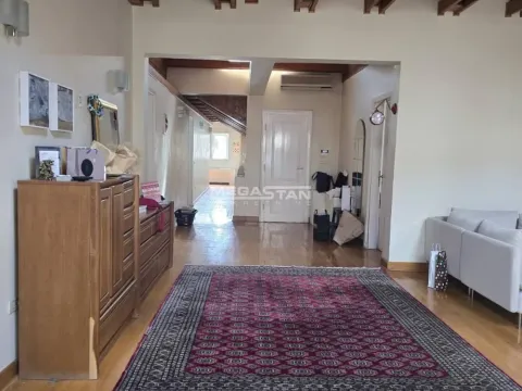 Sale, house, 815m², Vračar Sve Podlokacije, Beograd - image 6