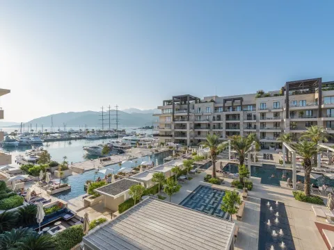 Prodaja, trosoban stan, 228m², Porto Montenegro, Tivat - image 15