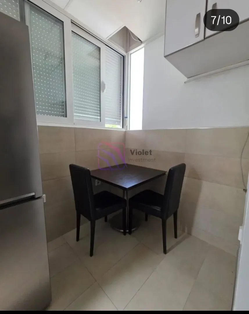 Izdavanje, dvosoban stan, 73m², Centar, Podgorica