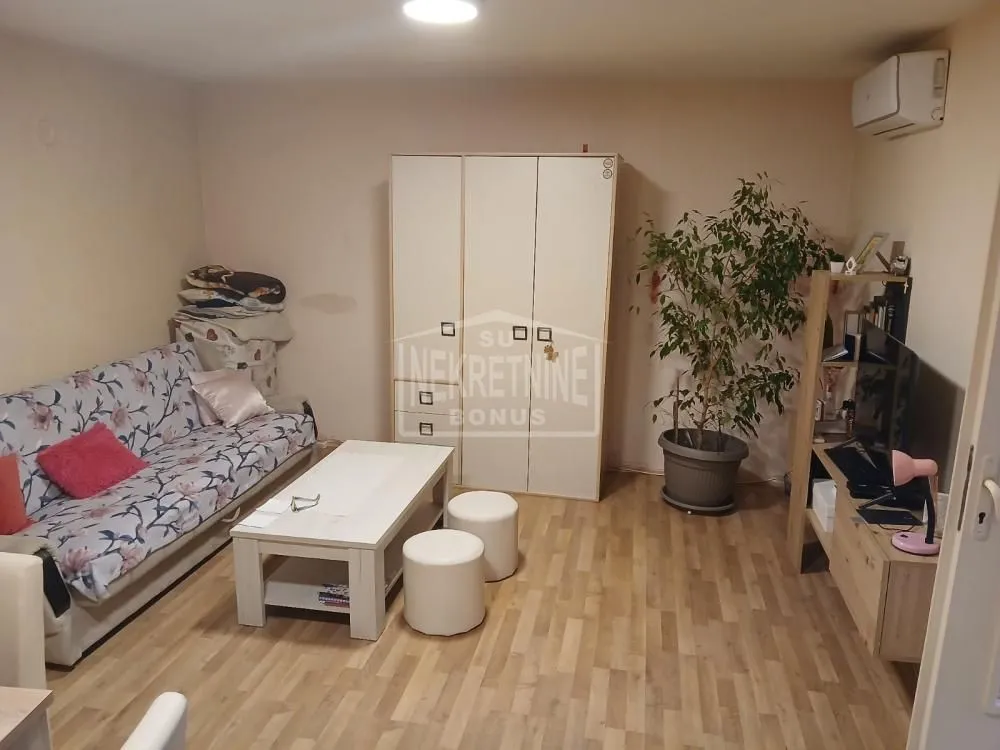 Prodaja, dvosoban stan, 53m², Prozivka, Subotica