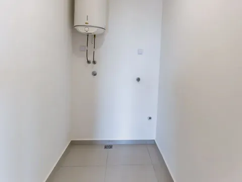 Sale, three bedroom apartment, 90m², Gornja Gorica, Podgorica - image 3