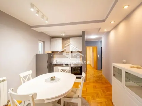 Rent, two bedroom apartment, 46m², Vračar Hram, Vračar Sve Podlokacije - image 9