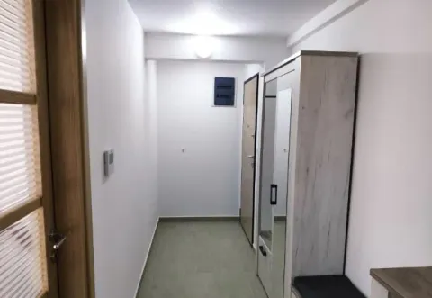 Rent, one bedroom apartment, 48m², Centar, Tivat - image 5