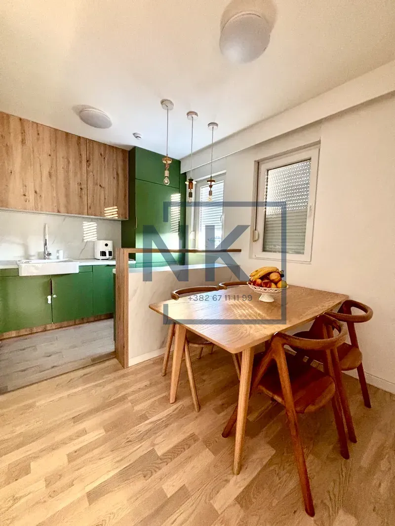 Prodaja, dvosoban stan, 67m², Centar, Podgorica