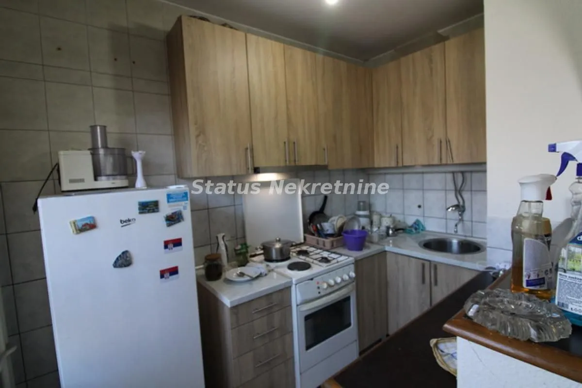 Prodaja, kuća, 420m², Temerin, Novi Sad