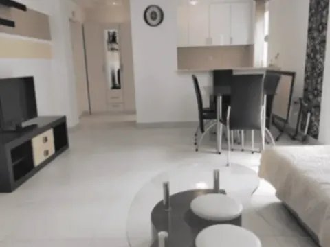 Izdavanje, stan, 70m², Bečići, Budva - image 5