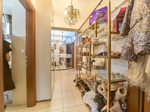 Prodaja, trosoban stan, 120m², Tološka šuma, Podgorica - image 11