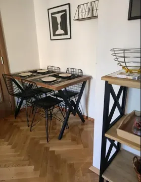 Izdavanje, dvosoban stan, 40m², Blok 9, Podgorica - image 10