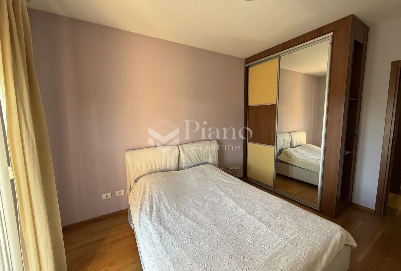 Izdavanje, jednosoban stan, 50m², City Kvart, Podgorica