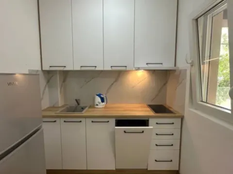 Izdavanje, garsonjera, 30m², Centar, Budva - image 2