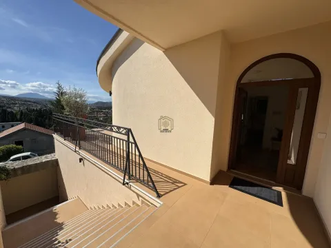 Rent, house, 256m², Masline, Podgorica - image 5