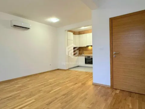 Rent, two bedroom apartment, 70m², Zabjelo, Podgorica - image 2