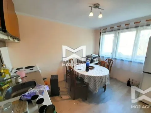 Sale, house, 186m², Bela Palanka, Srbija - image 2