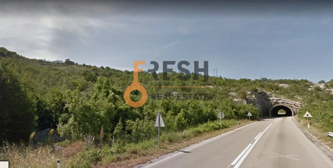 Prodaja, plac, 1000000m², Nikšić, Crna Gora