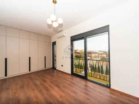 Prodaja, kuća, 150m², Gornja Gorica, Podgorica - image 20