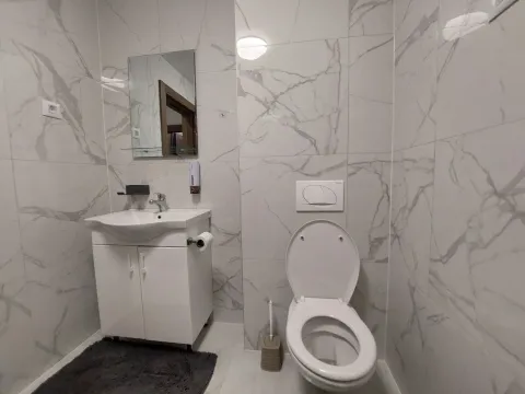 Rent, two bedroom apartment, 70m², Radanovići, Kotor - image 11