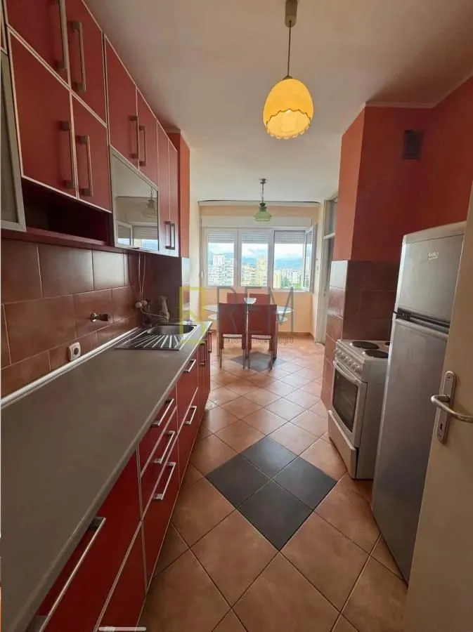 Prodaja, trosoban stan, 89m², Tuški Put, Podgorica